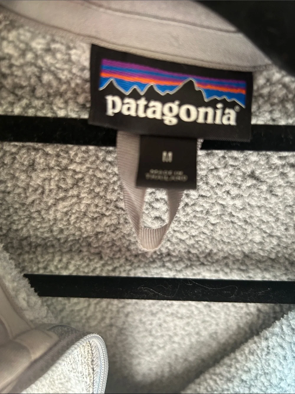 Woman’s Patagonia 1/4 zip